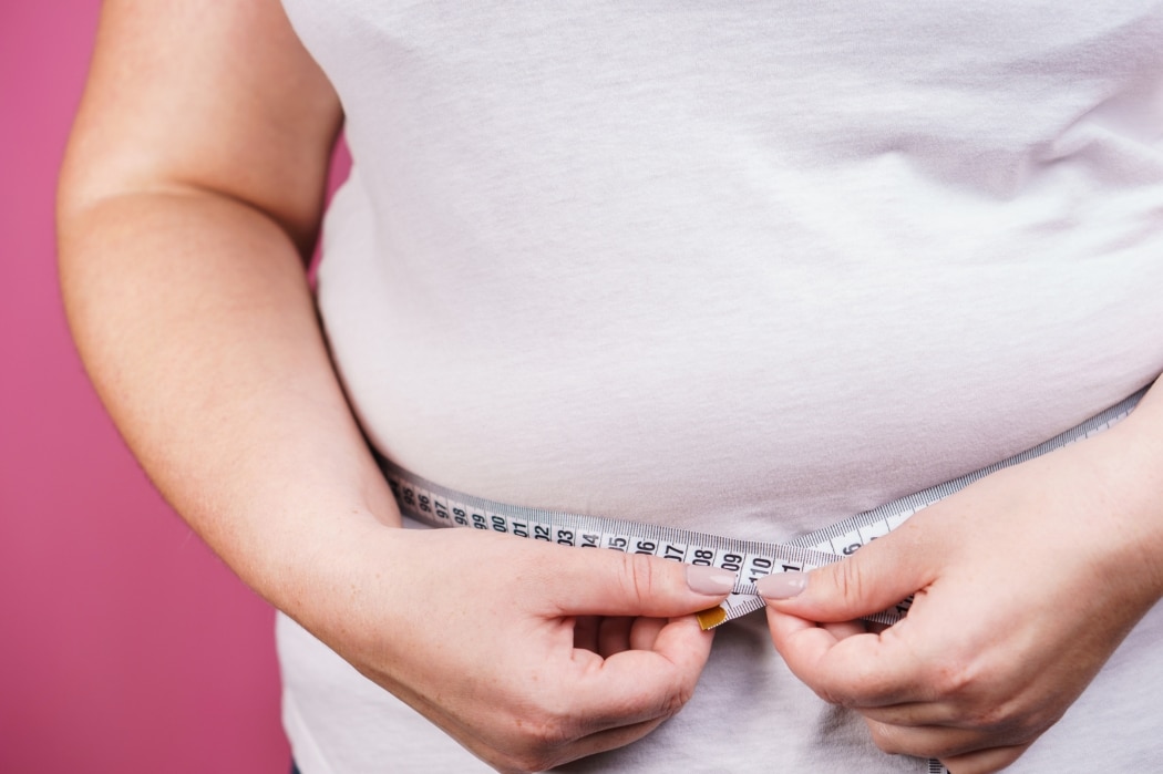 A woman attempts to lose weight